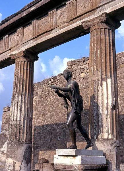 Статуя Аполлона Разрушенном Городе Помпеи Фелес Кампания Италия Европа — стоковое фото