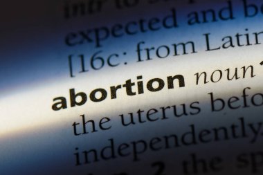 bir Sözlüğü'ndeki kürtaj sözcüğü. Kürtaj kavramı.