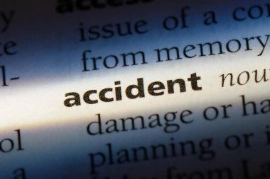 bir Sözlüğü'ndeki kaza sözcüğü. kaza kavramı.