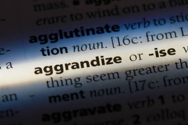 bir sözlüğü'ndeki sözcüğü kazandırmak. kavram olduğu.