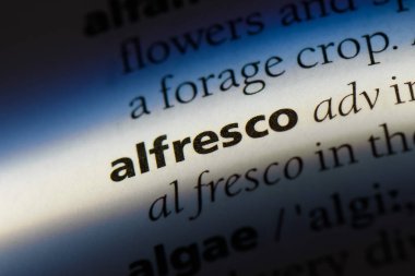 Açık havada tek kelimeyle bir sözlük. Açık havada kavramı.