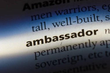 Büyükelçi Word'de bir sözlük. Büyükelçi kavramı.