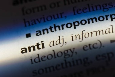 bir sözlüğü'ndeki sözcüğü Anti. Anti kavramı.