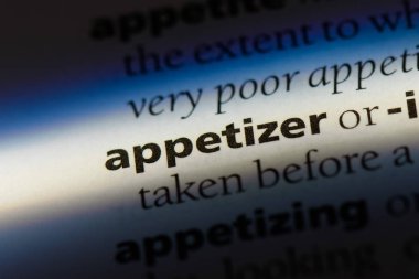 bir sözlüğü'ndeki meze sözcüğü. meze kavramı.