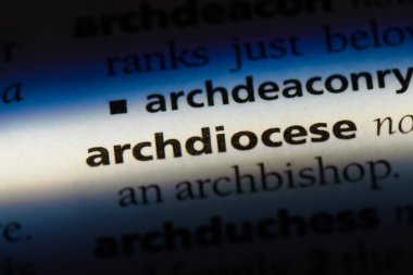 bir sözlüğü'ndeki Başpiskopos sözcüğü. Başpiskoposluk kavramı.