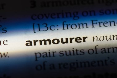 bir sözlüğü'ndeki silâhtar sözcüğü. silâhtar kavramı.