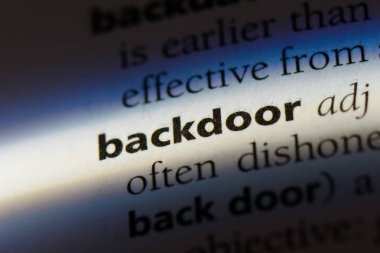 arka kapı tek kelimeyle bir sözlük. arka kapı kavramı.