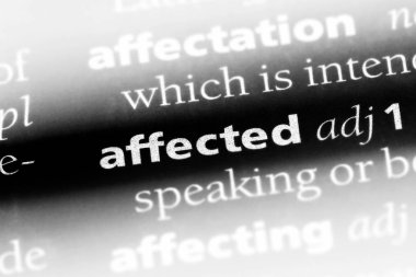 etkilenen tek kelimeyle bir sözlük. etkilenen kavramı.