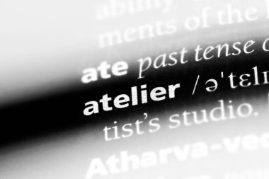 Atelier Word'de bir sözlük. Atelier kavramı.