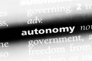 özerklik Word'de bir sözlük. özerklik kavramı.