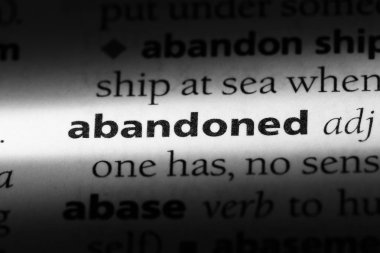 terk edilmiş tek kelimeyle bir sözlük. terk edilmiş kavramı.