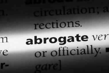 bir sözlüğü'ndeki sözcüğü iptal etmek. kavram iptal etmek.