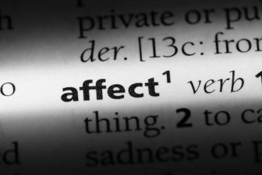 bir sözlüğü'ndeki sözcüğü etkiler. kavram etkiler.