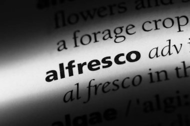 Açık havada tek kelimeyle bir sözlük. Açık havada kavramı.