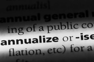 bir sözlüğü'ndeki sözcüğü annualize. kavram annualize.