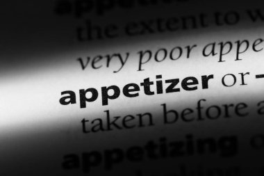 bir sözlüğü'ndeki meze sözcüğü. meze kavramı.