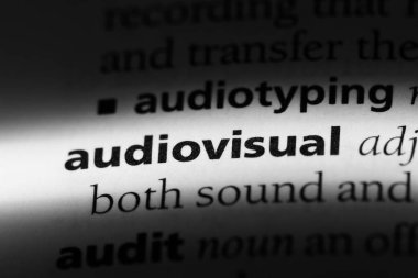 görsel-işitsel tek kelimeyle bir sözlük. görsel-işitsel kavramı.
