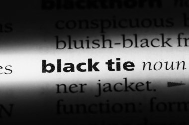 siyah kravat Word'de bir sözlük. siyah kravat kavramı.