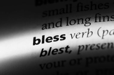 bir sözlüğü'ndeki sözcüğü korusun. konsepti korusun.