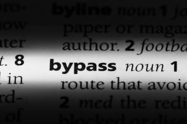 bir sözlüğü'ndeki sözcüğü atlamak. kavram yan yol.