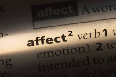 bir sözlüğü'ndeki fiil sözcüğü etkiler. fiil kavramı etkiler.