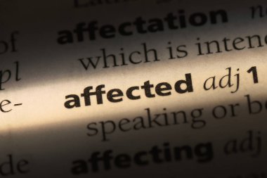 etkilenen tek kelimeyle bir sözlük. etkilenen kavramı.