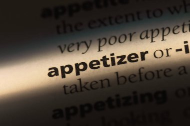 bir sözlüğü'ndeki meze sözcüğü. meze kavramı.