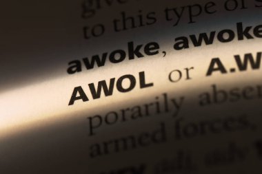 bir sözlüğü'ndeki AWOL sözcüğü. AWOL kavramı.