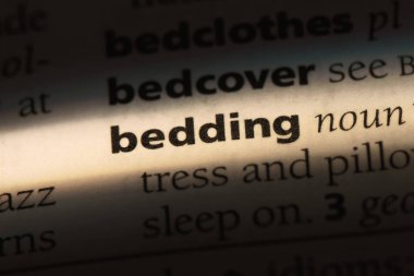 Odada mevcut yataklar kullanılıyorsa bir sözlük tek kelimeyle. Odada mevcut yataklar kullanılıyorsa kavramı.