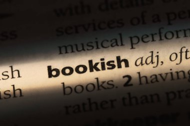 bir sözlüğü'ndeki kitapsever sözcüğü. kitap kurdu kavramı.