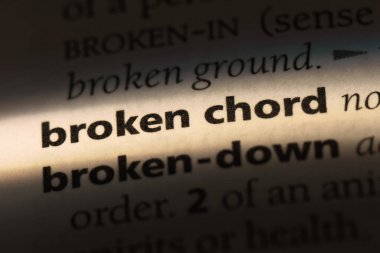 kırık akor Word'de bir sözlük. kırık akor kavramı.