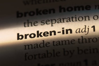 kırık içinde sözcük sözlüğe. kırık kavram.