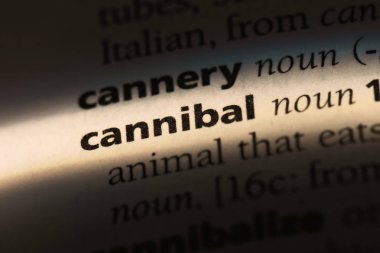 bir sözlüğü'ndeki yamyam sözcüğü. yamyam kavram.