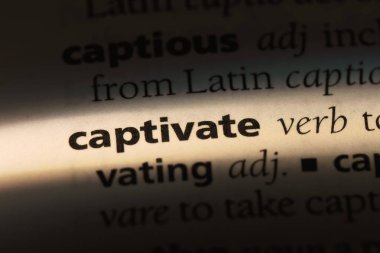 bir sözlüğü'ndeki sözcüğü cezbetmek. kavram cezbetmek.