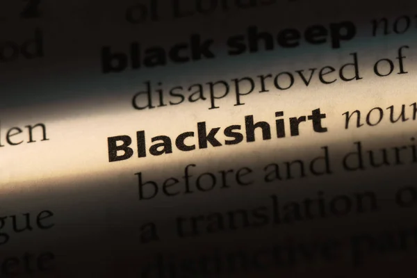 사전에 단어를 Blackshirt입니다 Blackshirt — 스톡 사진