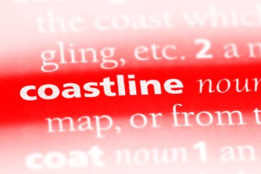 bir sözlüğü'ndeki kıyı şeridi sözcüğü. kıyı şeridi kavramı.