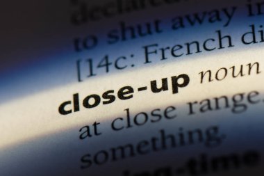 sözcüğü sözlüğe kapatın. kavram kapatın