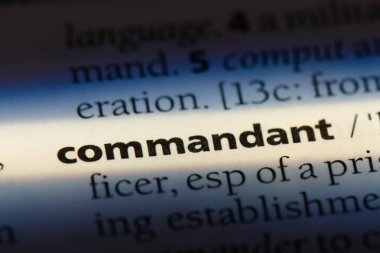 Komutan Word'de bir sözlük. Komutan kavramı