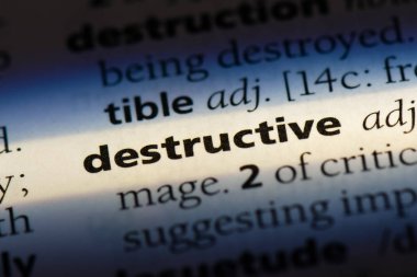 bir sözlüğü'ndeki yıkıcı sözcüğü. yıkıcı kavramı