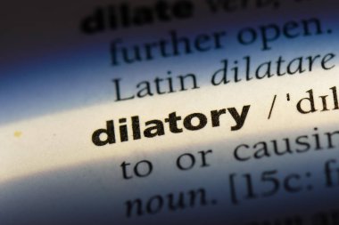 bir sözlüğü'ndeki akıl sözcüğü. akıl kavramı