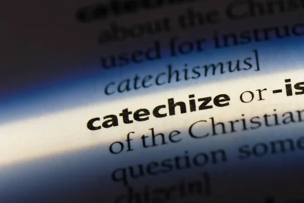 사전에 Catechize Catechize — 스톡 사진