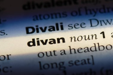 bir sözlüğü'ndeki Divan sözcüğü. Divan kavramı