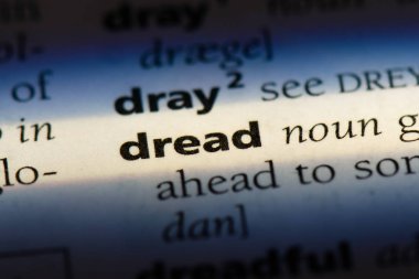 bir sözlüğü'ndeki sözcüğü dehşet. dehşet kavramı