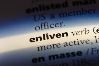 bir sözlüğü'ndeki sözcüğü canlandırmak. kavram canlandırmak