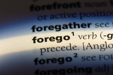 bir sözlüğü'ndeki sözcüğü vazgeçmek. kavram vazgeçmek