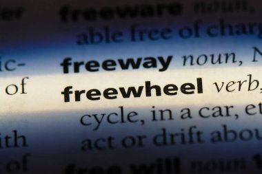 bir sözlüğü'ndeki sözcüğü freewheel. kavram freewheel