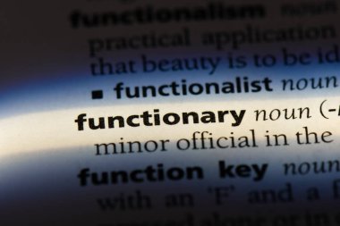 bir sözlüğü'ndeki görevli sözcüğü. görevli kavramı