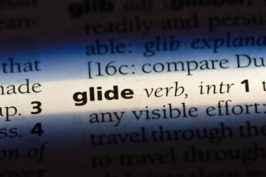 bir sözlüğü'ndeki sözcüğü kayma. kavram kayma