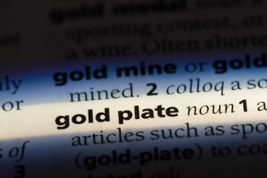 bir sözlüğü'ndeki altın plaka sözcüğü. altın plaka kavramı