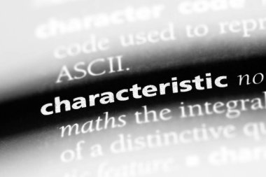 bir sözlüğü'ndeki karakteristik sözcüğü. karakteristik kavramı